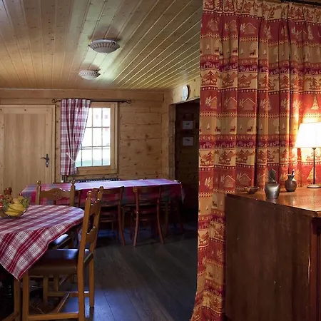 Bed & Breakfast Chalet Cergnat 3*