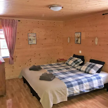 Chalet Cergnat Bed & Breakfast
