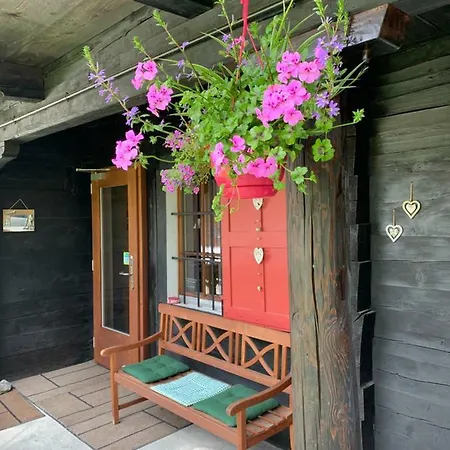 Chalet Cergnat Bed & Breakfast 3*