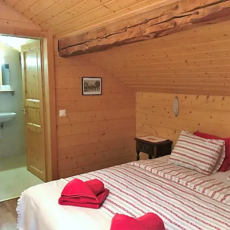 Chalet Cergnat Bed & Breakfast 3*